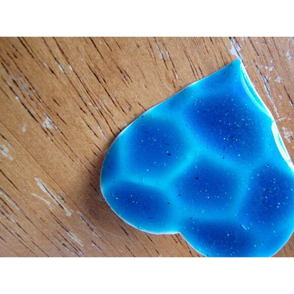 Vintage Metal Resin Shaped Studded Earings Blue Design 70s 80s Style - Picture 2 of 4